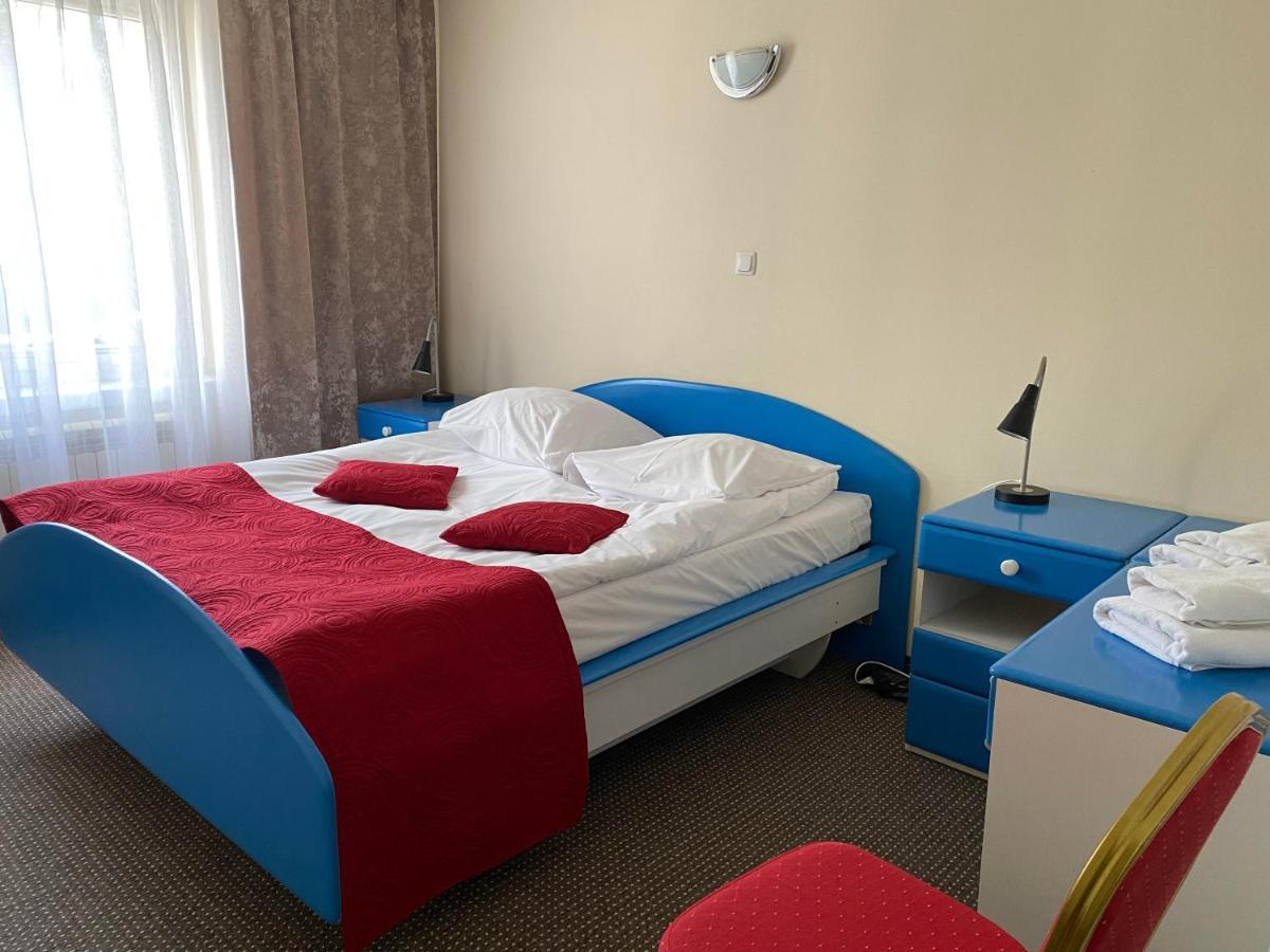 Obiekt "Czarny Rycerz" Apart otel Jastrzębie Zdrój Dış mekan fotoğraf