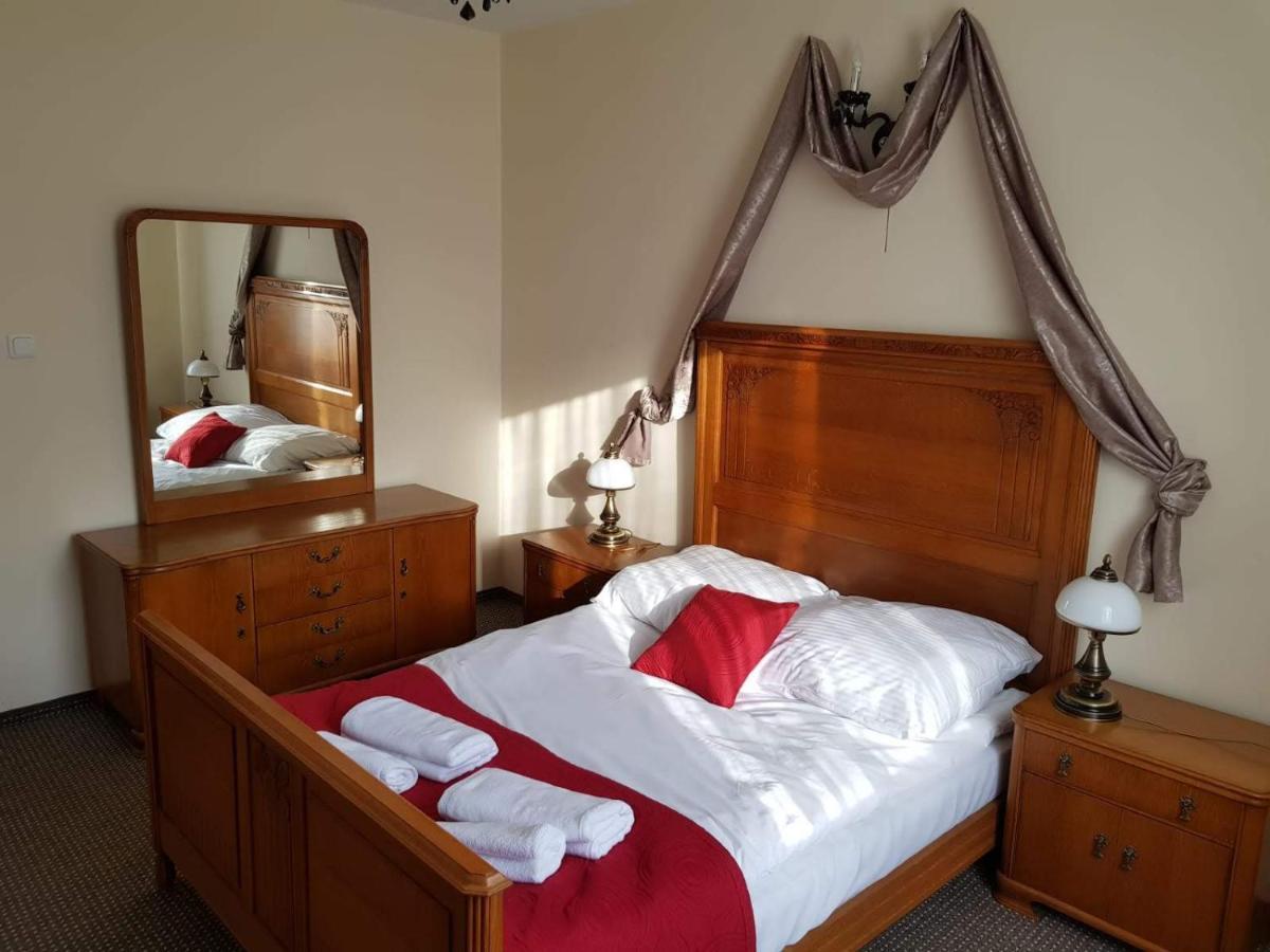 Obiekt "Czarny Rycerz" Apart otel Jastrzębie Zdrój Dış mekan fotoğraf